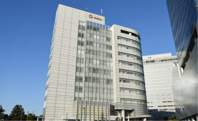 幕張本社の外観